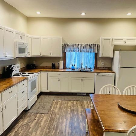 Modern Farmhouse 3 Bed, 2 Bath Apartment, Sleeps 7, Lots Of Space, Steps To Downtown, Honeywell & Eagles Theater Wabash 外观 照片