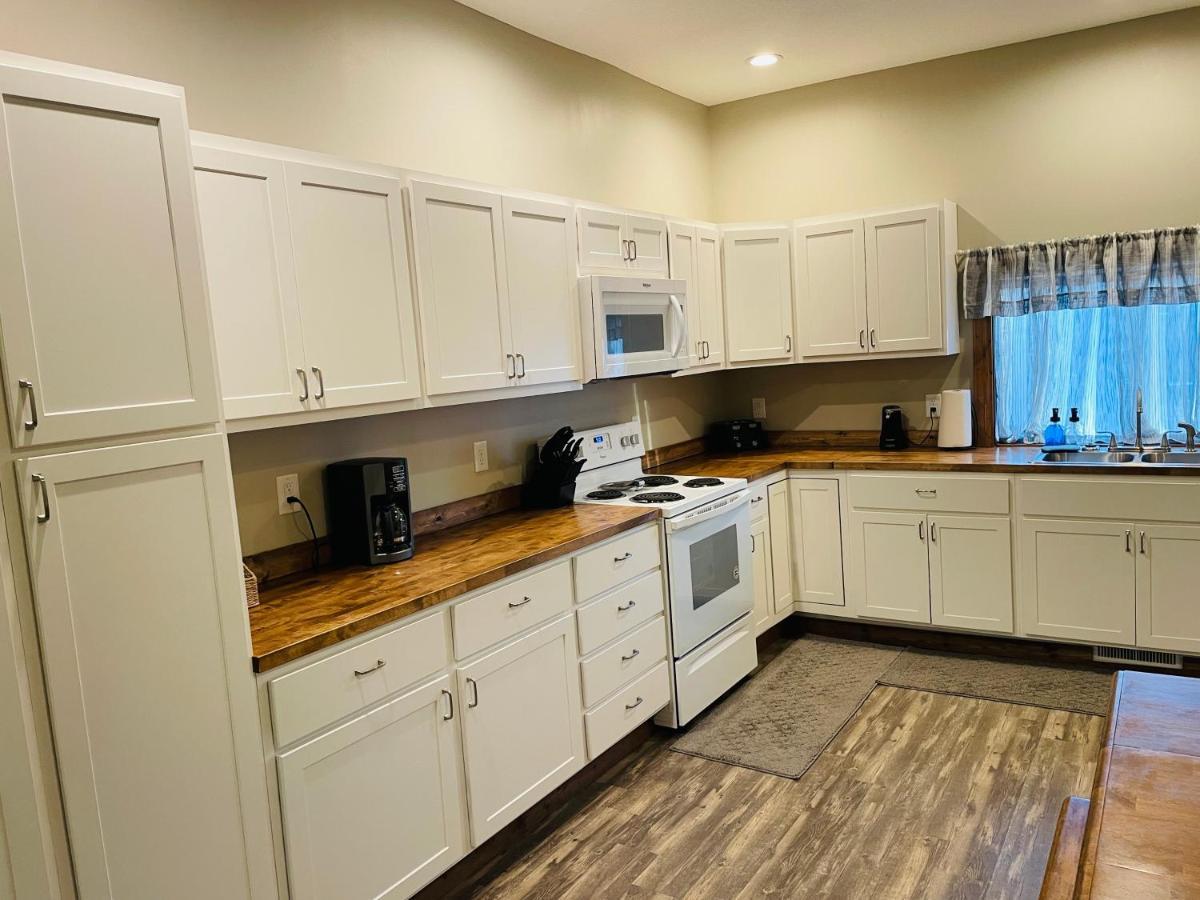 Modern Farmhouse 3 Bed, 2 Bath Apartment, Sleeps 7, Lots Of Space, Steps To Downtown, Honeywell & Eagles Theater Wabash 外观 照片